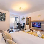 Luxury Studios - Soarelui Astra Apartment *