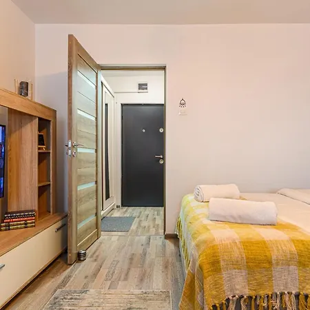 Luxury - Soarelui 10 Lägenhet Braşov