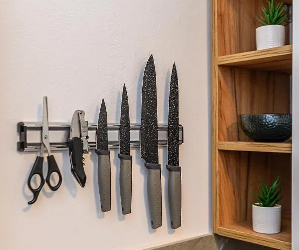 Apartment Luxury - Soarelui 10 *