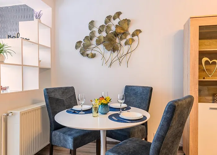 Apartment Luxury - Soarelui 10 *