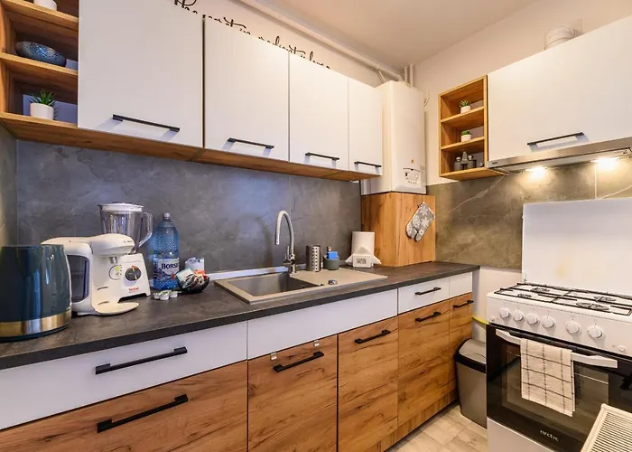 Luxury - Soarelui 10 * Brasov