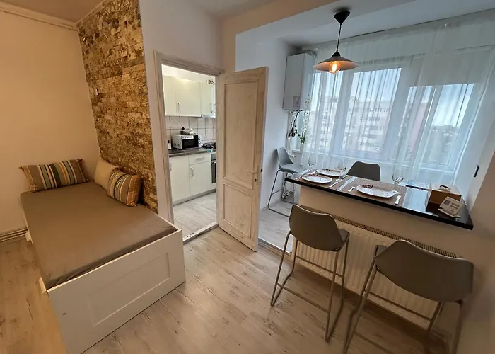 Apartment Luxury - Soarelui 10 *